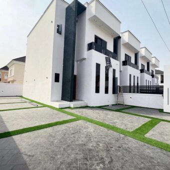 3 BEDROOM GATED  TERRACE DUPLEX 