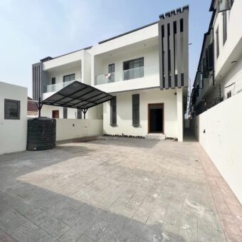 5 BEDROOM FULLY DETACHED DUPLEX 