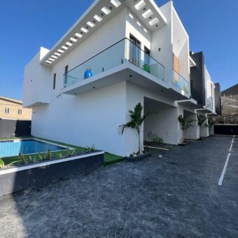 4 BEDROOM  TERRACE DUPLEX