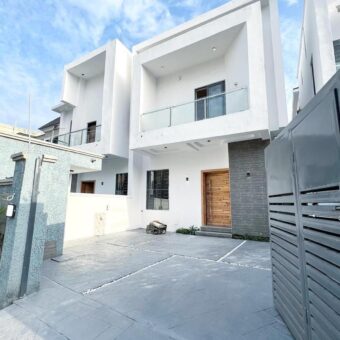 4 BEDROOM SEMI DETACHED DUPLEX