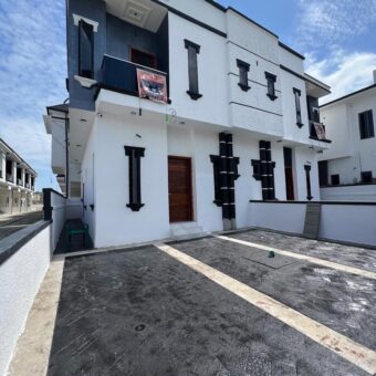 3 BEDROOM SEMI DETACHED DUPLEX 