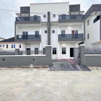 FOR SALE !!! 4 BEDROOM SEMI DETACHED DUPLEX WITH BQ