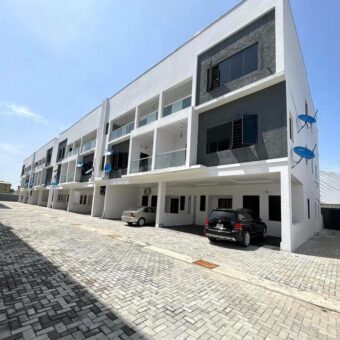 FOR SALE !!! 4 BEDROOM TERRACE DUPLEX