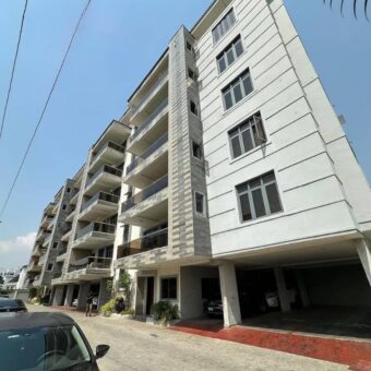 *FOR RENT!!!* Lovely 3 Bedroom Apartment