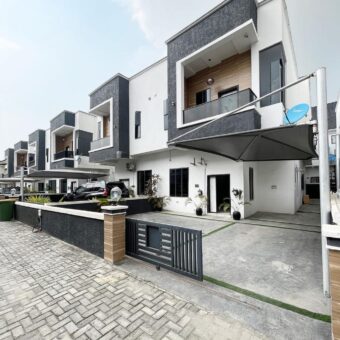 *FOR RENT!!!* Lovely 4 Bedroom Semi Detached Duplex