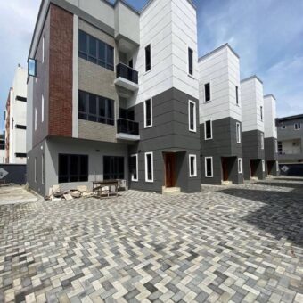 CONTEMPORARY 4 BED TERRACE DUPLEX FOR SALE!!