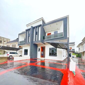 Lovely 4 Bedroom Semi Detached Duplex with BQ