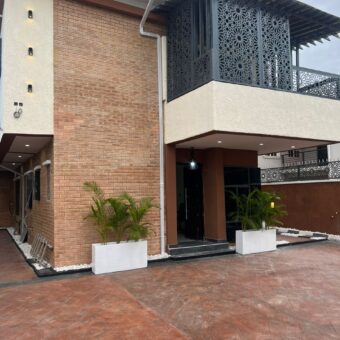 FOR SALE !!! Superb awesome construction of 5 bedrooms fully detached 5-star development, contemporary building.