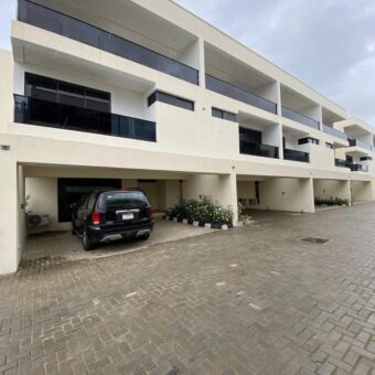 FOR RENT!!  4 Bedroom Terrace Duplex 