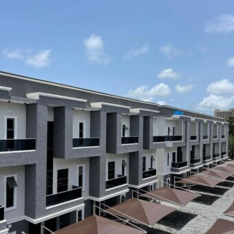 FOR RENT!!!   4Bedroom Terrace Duplex