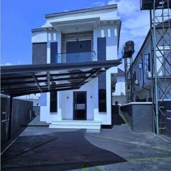 FOR RENT!!!  4 Bedroom Semi Detached Duplex with Swimming Pool & Bq